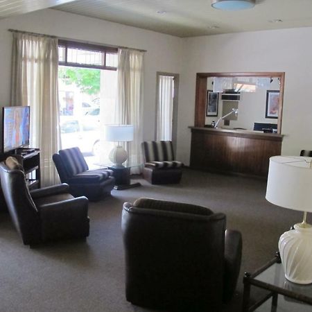 Hotel Emperador Necochea Kültér fotó