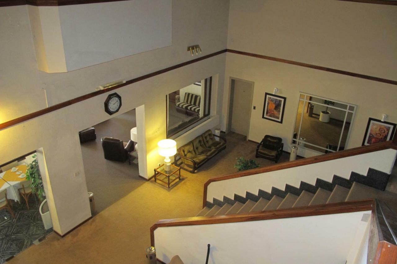 Hotel Emperador Necochea Kültér fotó